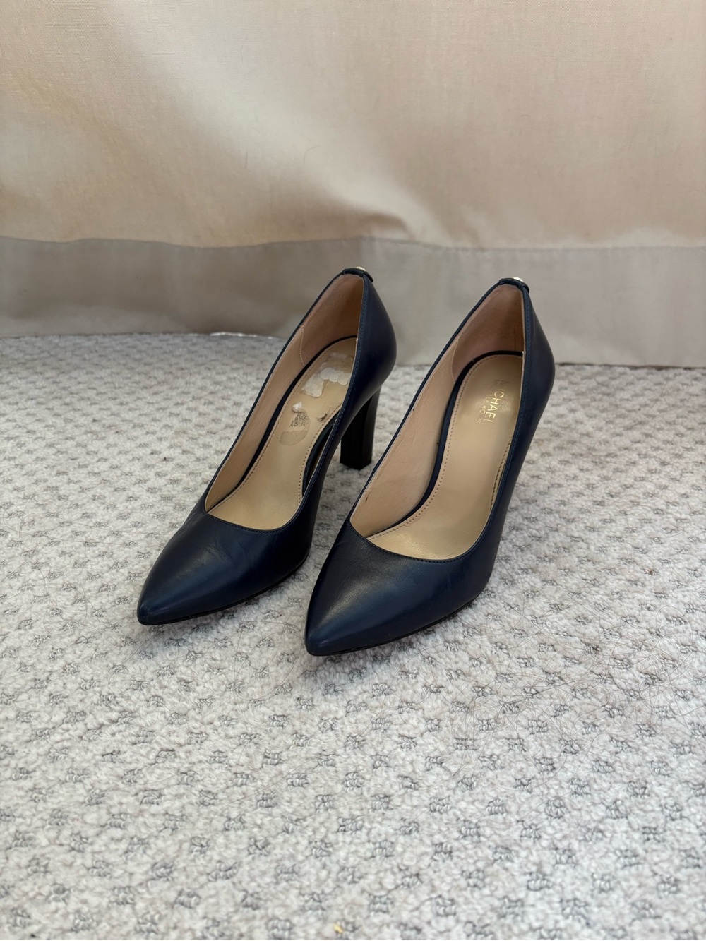 Michael Kors Black Pointed-Toe Leather Pumps